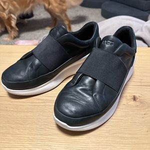 UGG Slip-on Platform